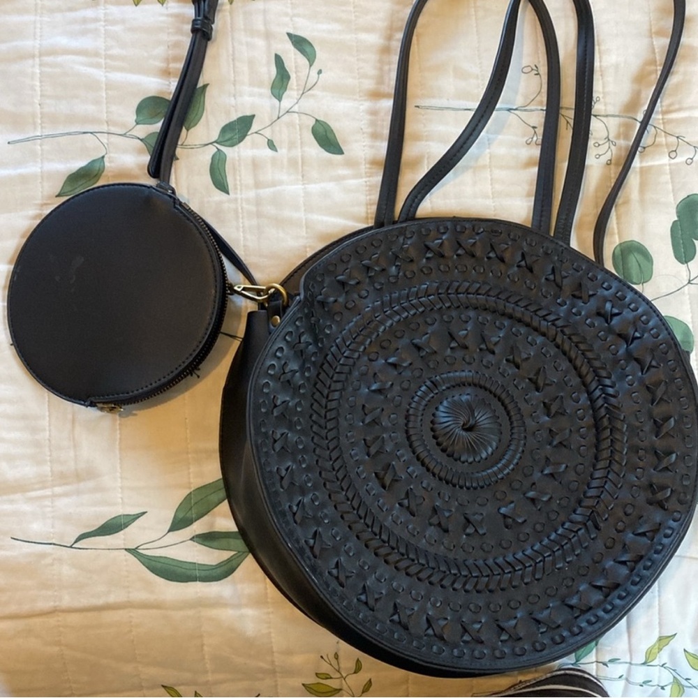 Anthropologie Black Round Woven Leather Shoulder Bag - Picture 2 of 8